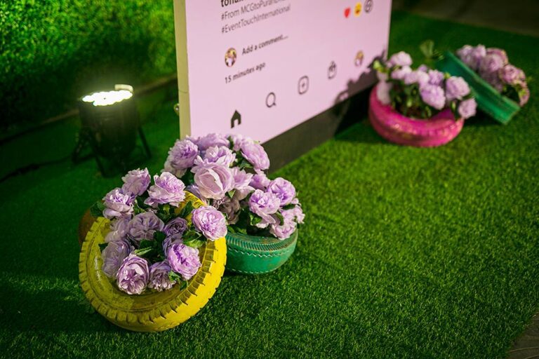 Holud Sondha 03 84 service eventtouchint